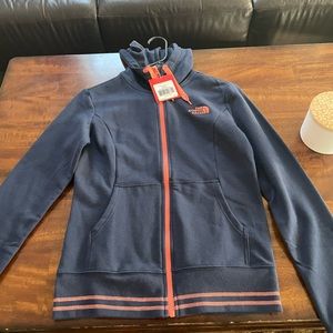 Women’s XS The North Face hoodie